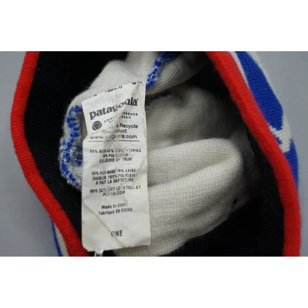 Patagonia Kids Buffalo Beanie Blue Red White Wool Blend Fleece Lined Hat ONE
